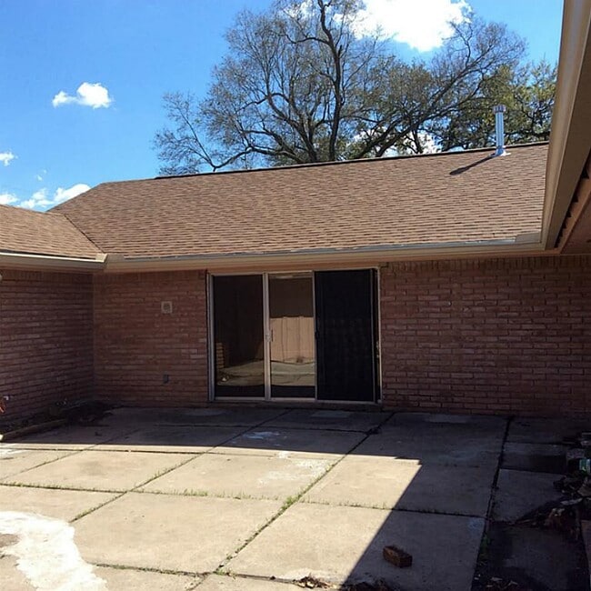 Building Photo - 4002 Mischire Dr