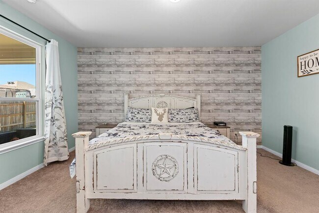 Building Photo - 121 Lazy Lizzy Rd