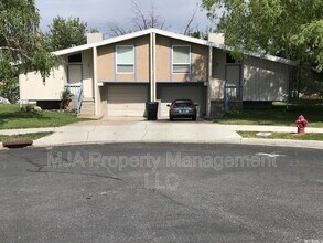 Building Photo - 848 W 4050 S