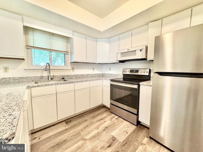 Building Photo - 1406 Woodmill Dr