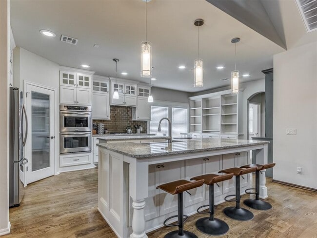 Building Photo - 4220 Calm Waters Way