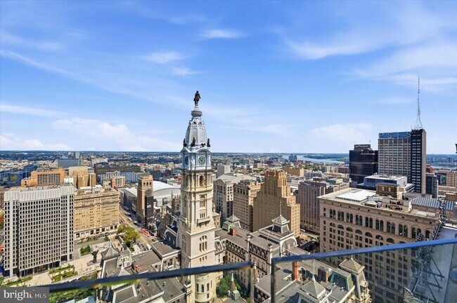Building Photo - 1414 S Penn Square