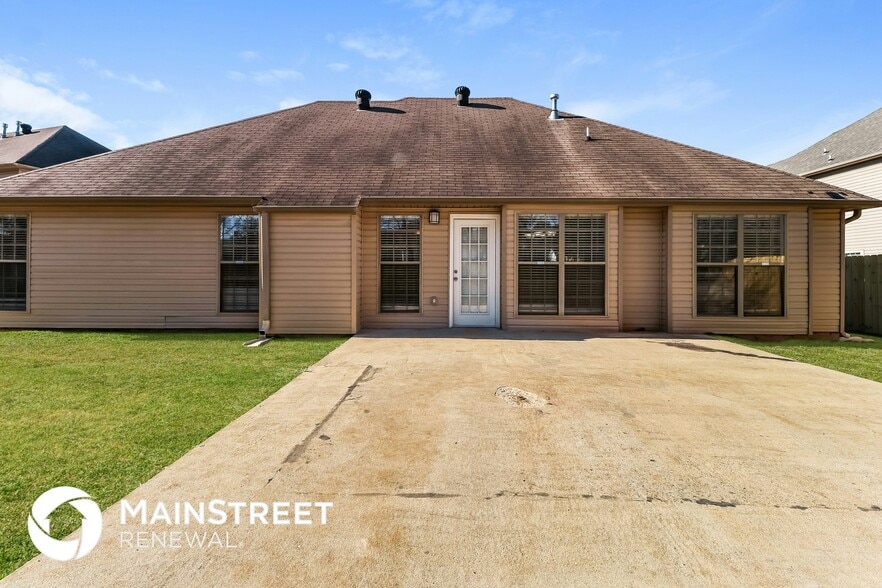Building Photo - 5052 Candle Brook Pl