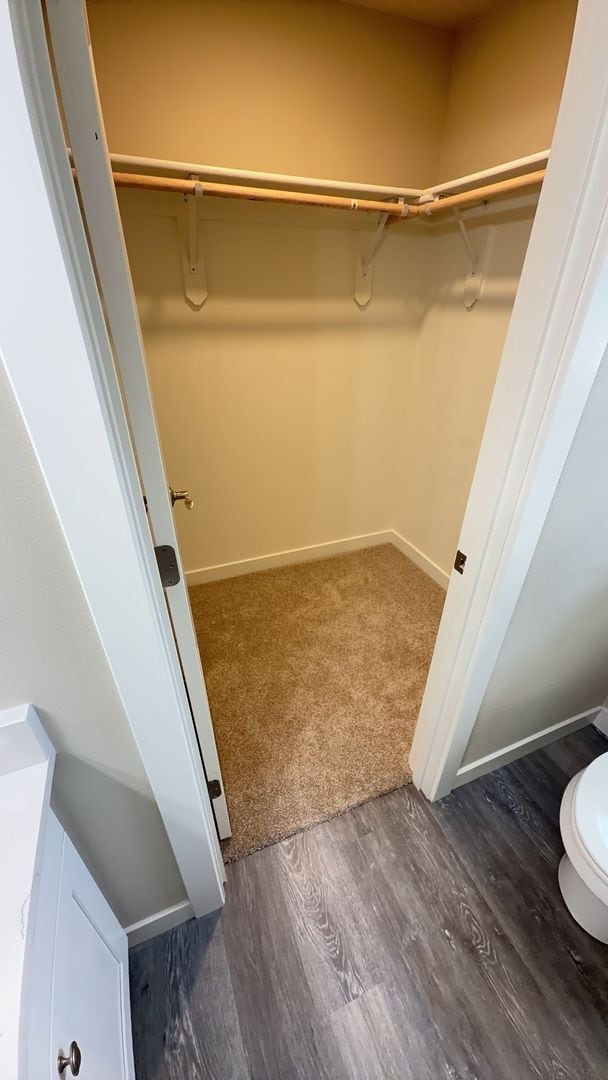 Building Photo - Chernishoff Seven Oak Luxury Duplex