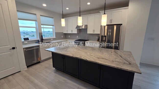 Building Photo - 11014 E Hinsdale Cir