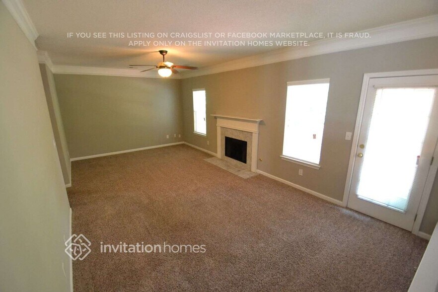 Building Photo - 5725 Crystal Springs Way
