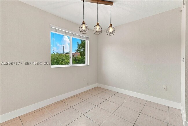 Building Photo - 21000 SW 87th Ave