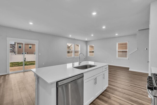 Building Photo - 1020 Baltusrol Ln