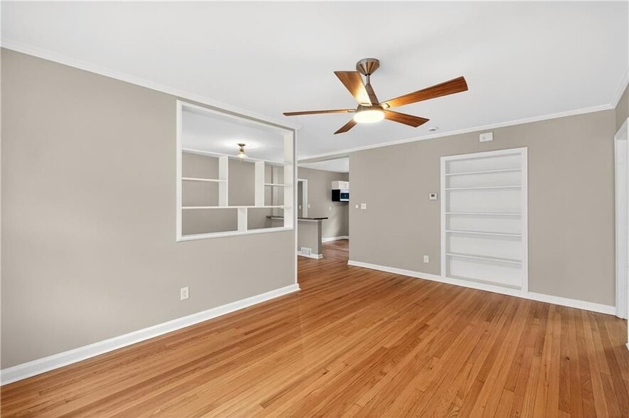 Building Photo - 2907 Cloverhurst Dr