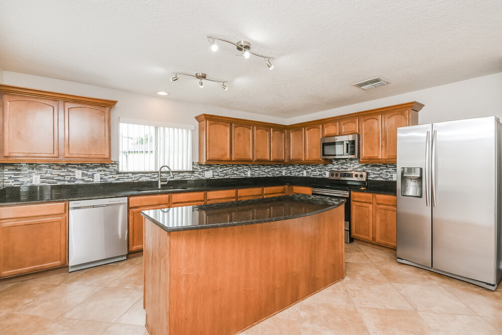 Building Photo - 2117 Fleet Ct