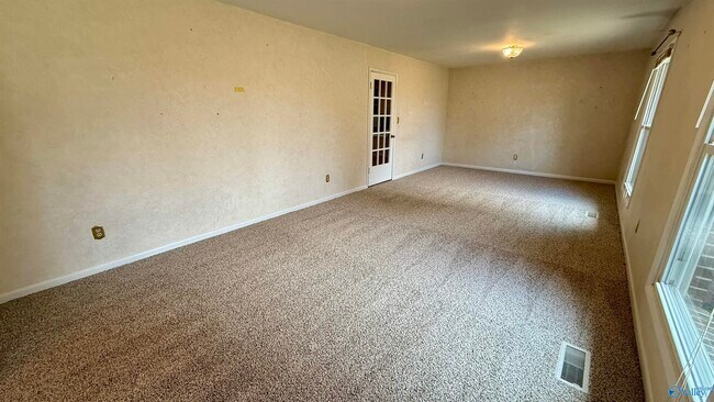 Building Photo - 6113 Wall Triana Hwy
