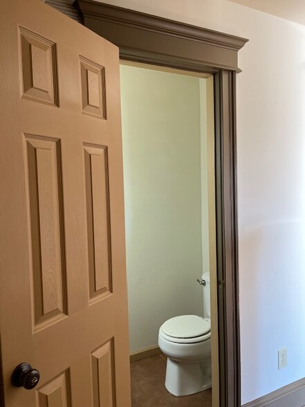 Downstairs half bath - 5534 Rinker Cir