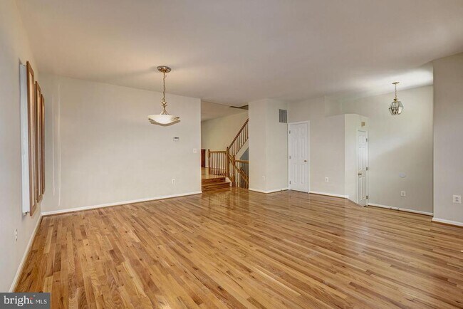 Building Photo - 6563 McKenna Way