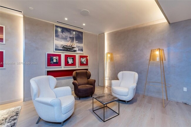 Building Photo - 1000 Brickell Plaza