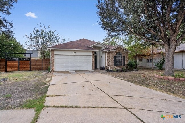 Building Photo - 204 Mallard Cove