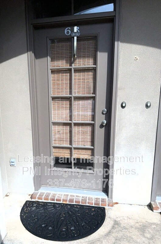 Building Photo - 888 S Kenilworth Pkwy