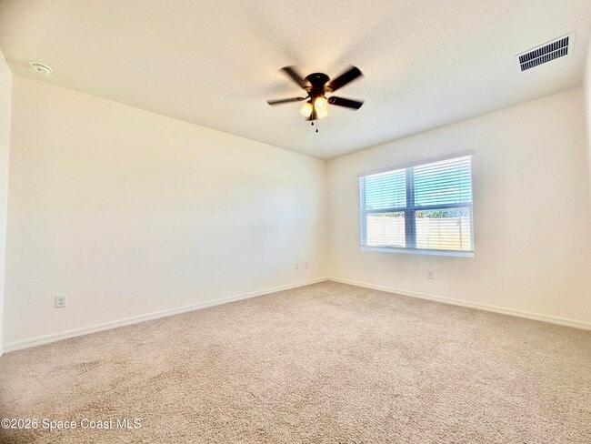 Building Photo - 919 Trinity St