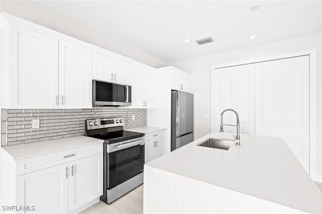 Building Photo - 2064 55th Terrace SW