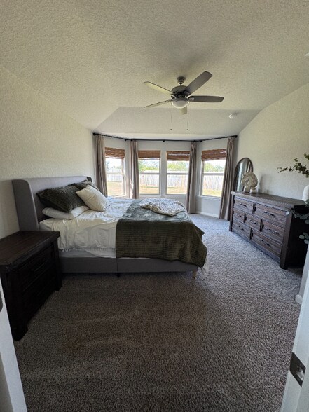 Building Photo - 4507 Longhorn Crst