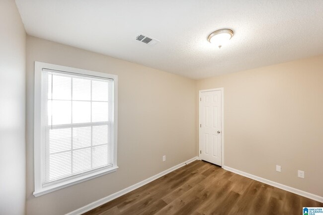 Building Photo - 1597315973 Stone Ridge Cir