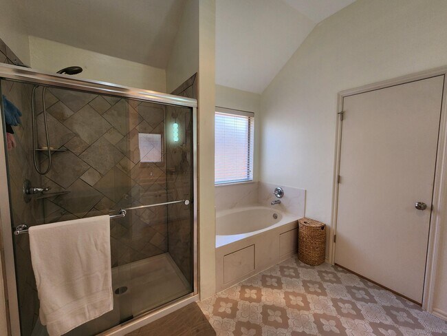 Building Photo - 2708 NW 170th Terrace