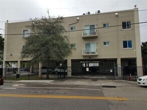 Building Photo - 3201 W Flagler St