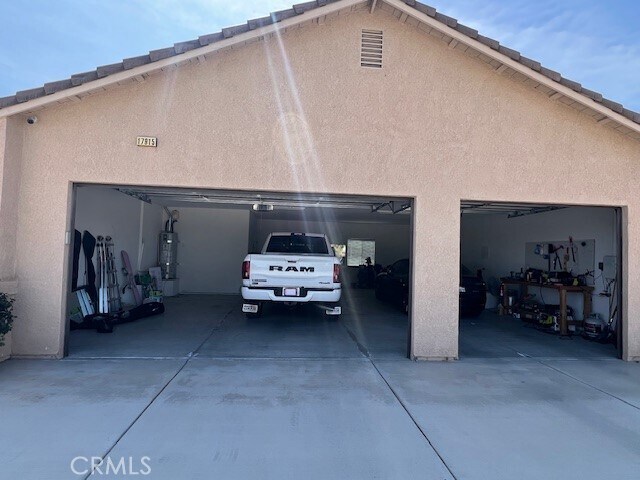 Building Photo - 17915 Westlawn St