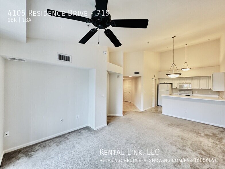 Building Photo - 4105 Residence Drive