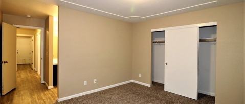 Building Photo - 850 Spaniel Dr