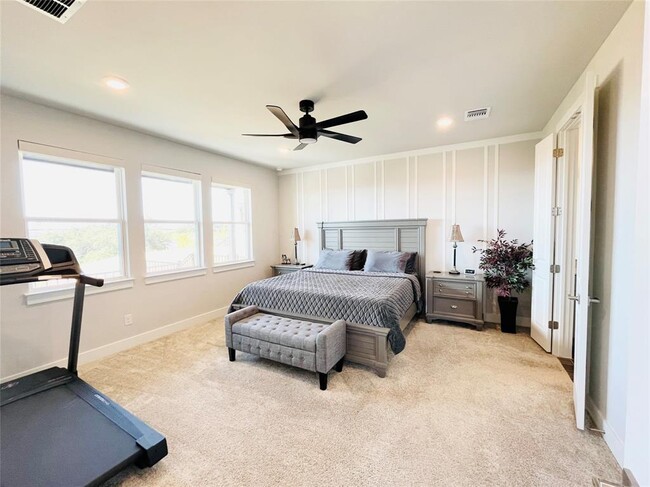 Building Photo - 8504 Pine Muhly Dr