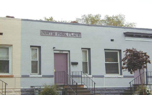 Building Photo - Curtis Flats