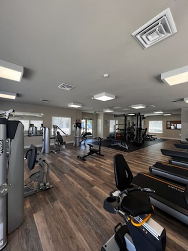 Building Photo - Modern 2 bed / 2 bath - Coming Soon! Available 3/15/2026!