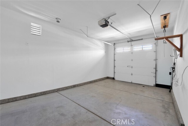 Building Photo - 3194 Sunset Hills Blvd