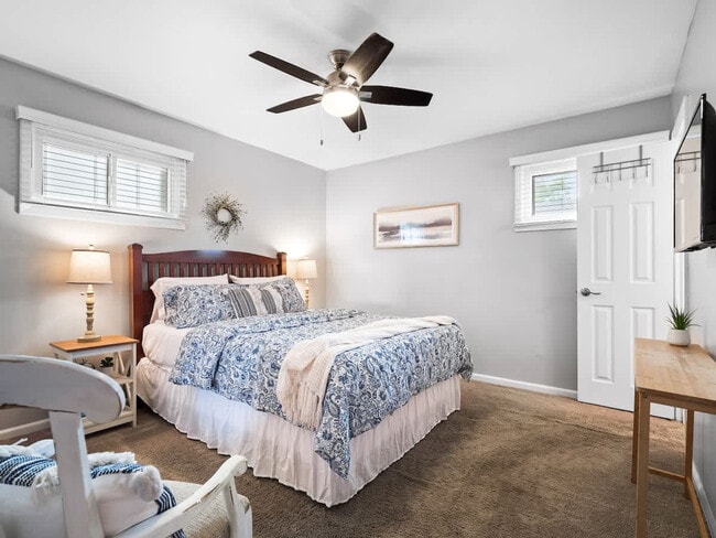 Building Photo - 126 Beachwood Ave