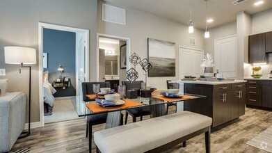 Spacious floor plans with lots of natural sunlight. - Junction at Galatyn Park