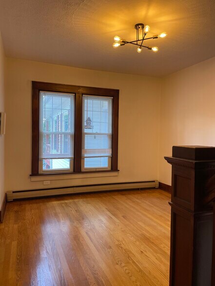 Building Photo - 2107 11th St