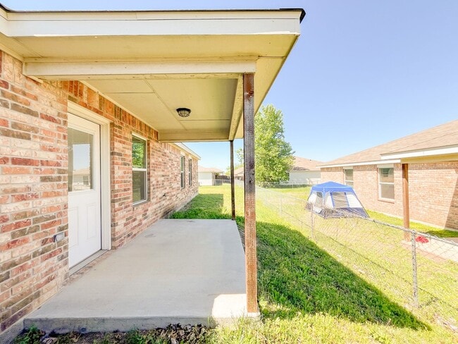 Building Photo - 3808 John Chisholm Loop