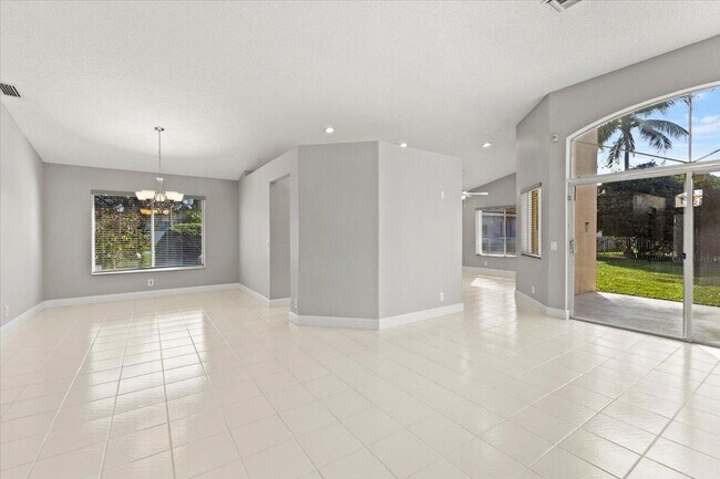 Building Photo - 4546 NW 7th Pl