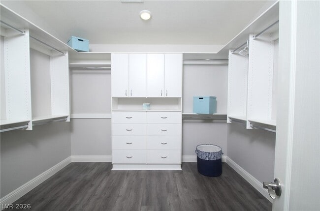 Building Photo - 268 Single Petal St