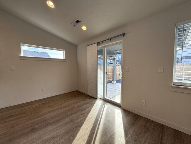 Building Photo - TAKE A LOOK A THIS GORGEOUS HOME NESTLED I...