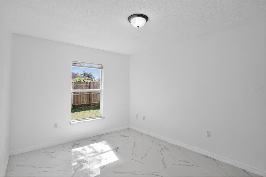 Building Photo - 1118 Perpignan Ct