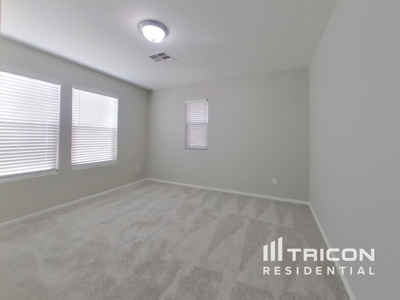 Building Photo - 25727 N Desert Mesa Dr
