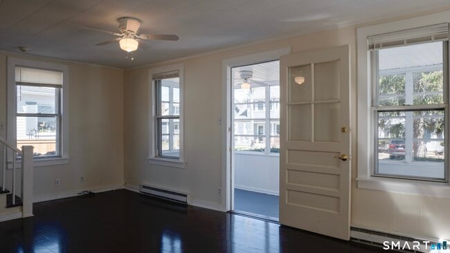 Building Photo - 49 Sound View Heights