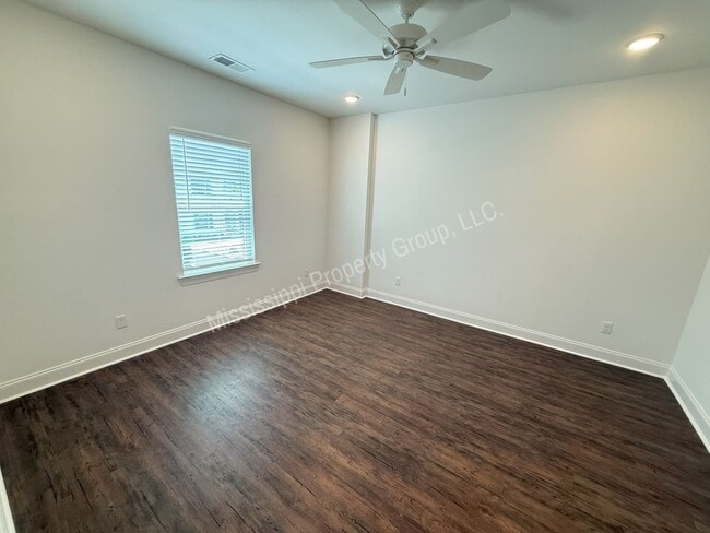 Building Photo - 3BR/3.5BA For Rent