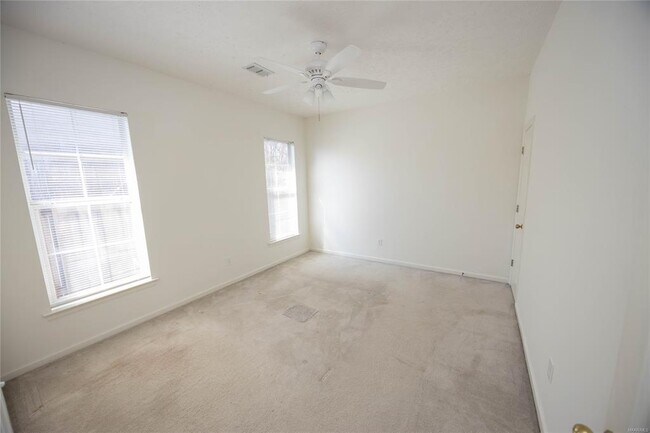 Building Photo - 9336 Bristlecone Dr