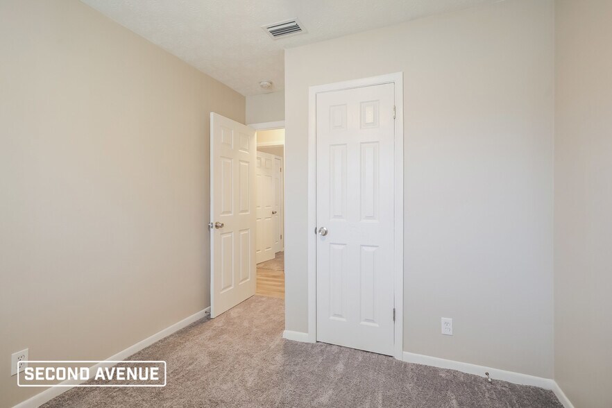 Building Photo - 409 Scorpio Ln