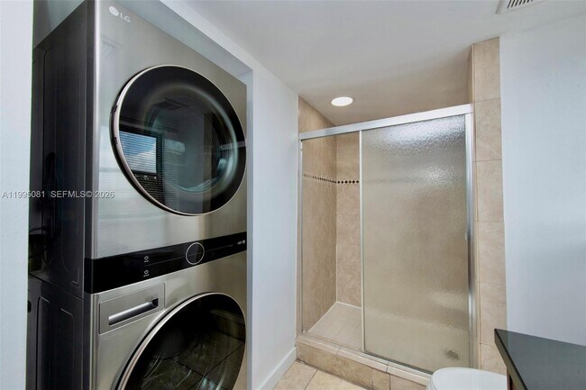 Building Photo - 20850 San Simeon Way