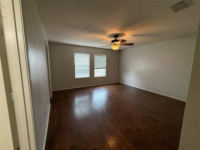 Building Photo - 121 Mill St