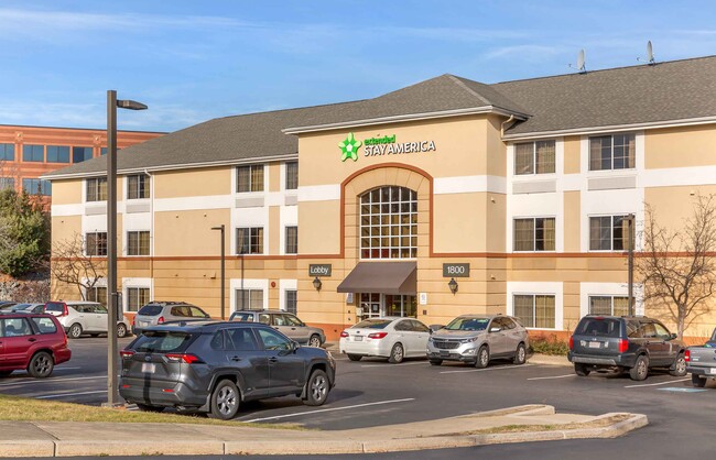 Building Photo - 1800 Computer Dr