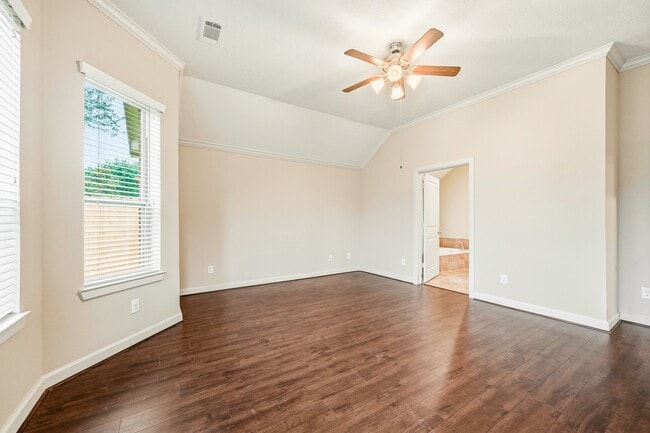 Building Photo - 18315 E Willow Oak Bend Dr